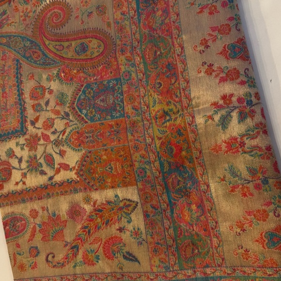 Colorful Paisley and Floral Patterned Rug - Picture 13 of 17